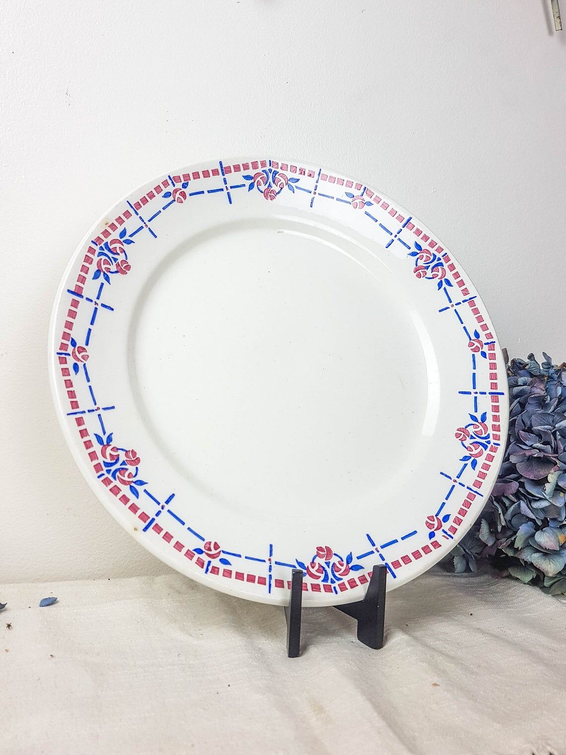 Saint Amand earthenware dish