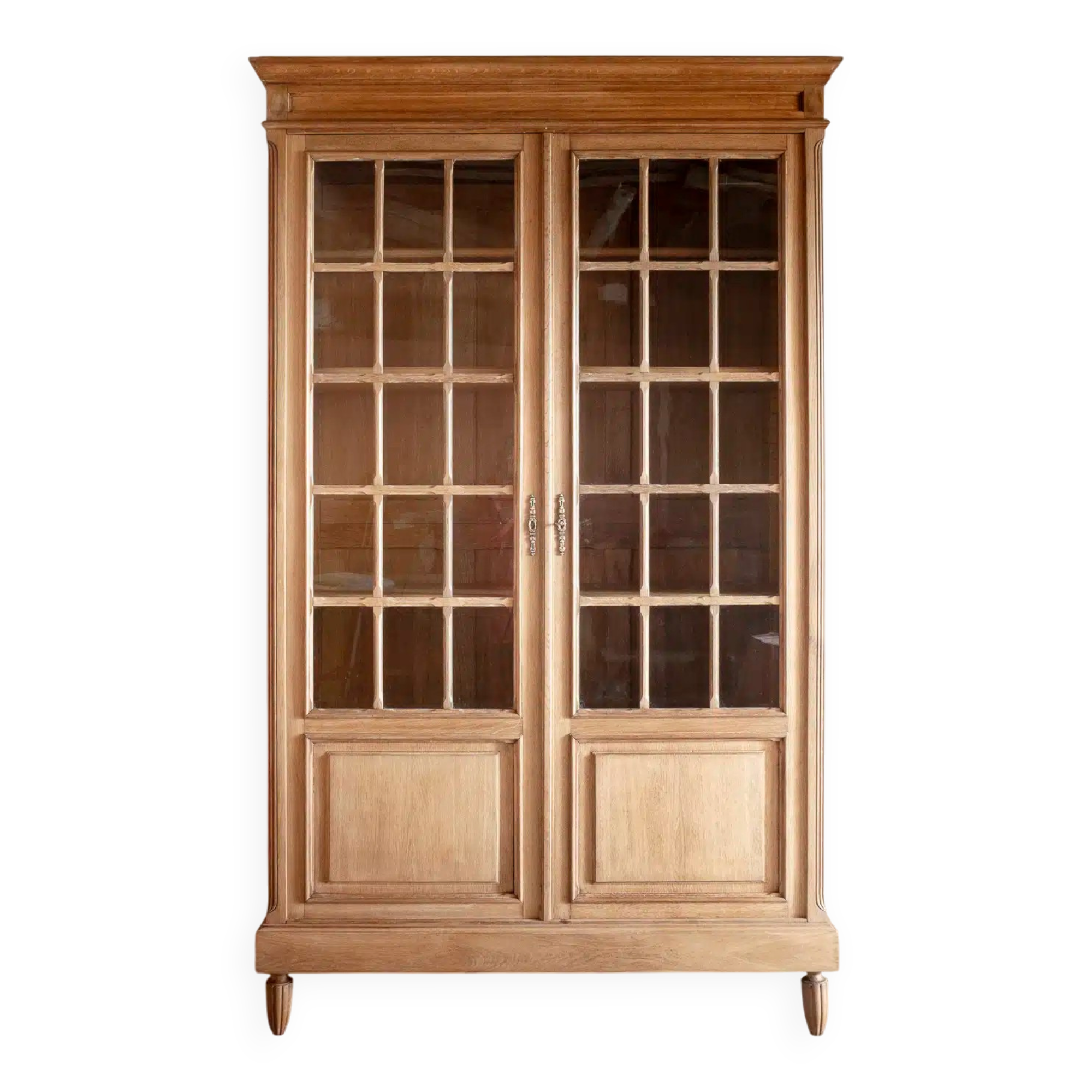 Grande vitrine en chêne « Augustine »