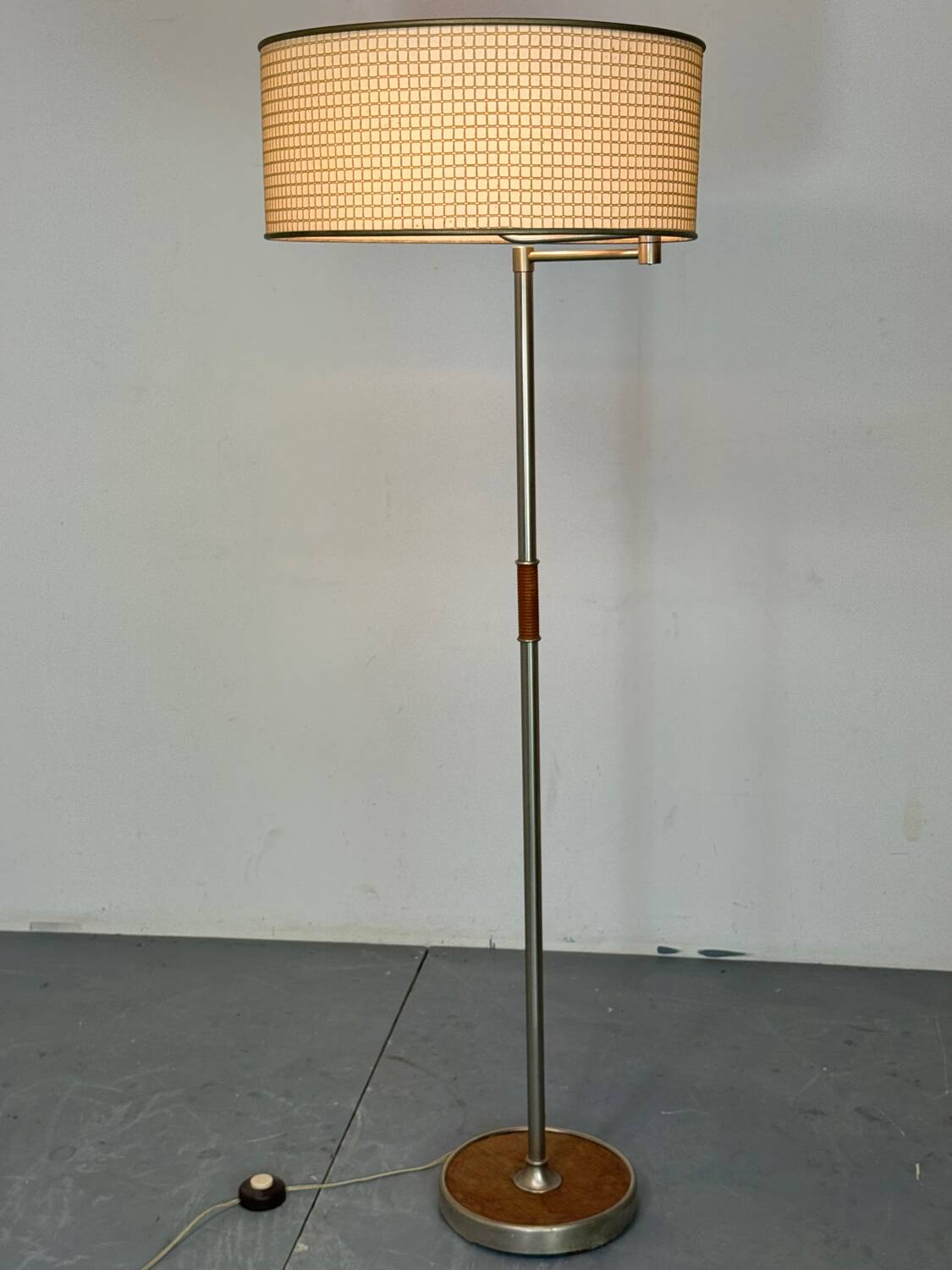 Bauhaus Wood and Steel Floor Lamp, 1950s