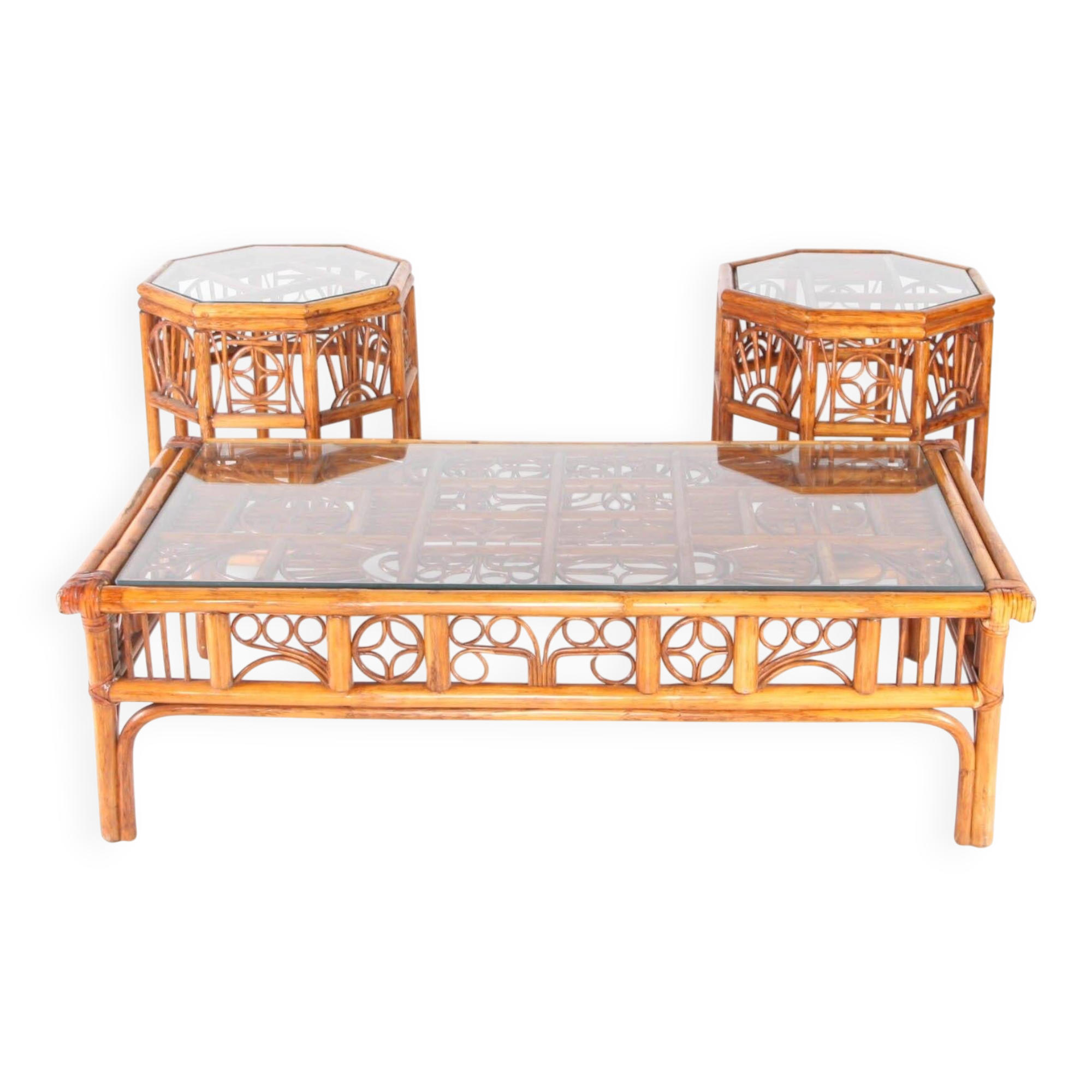 Ensemble de 3 tables basses en rotin