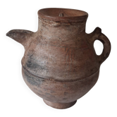 Ancient pottery, jug, traditional Berber/Kabyle in terracotta.