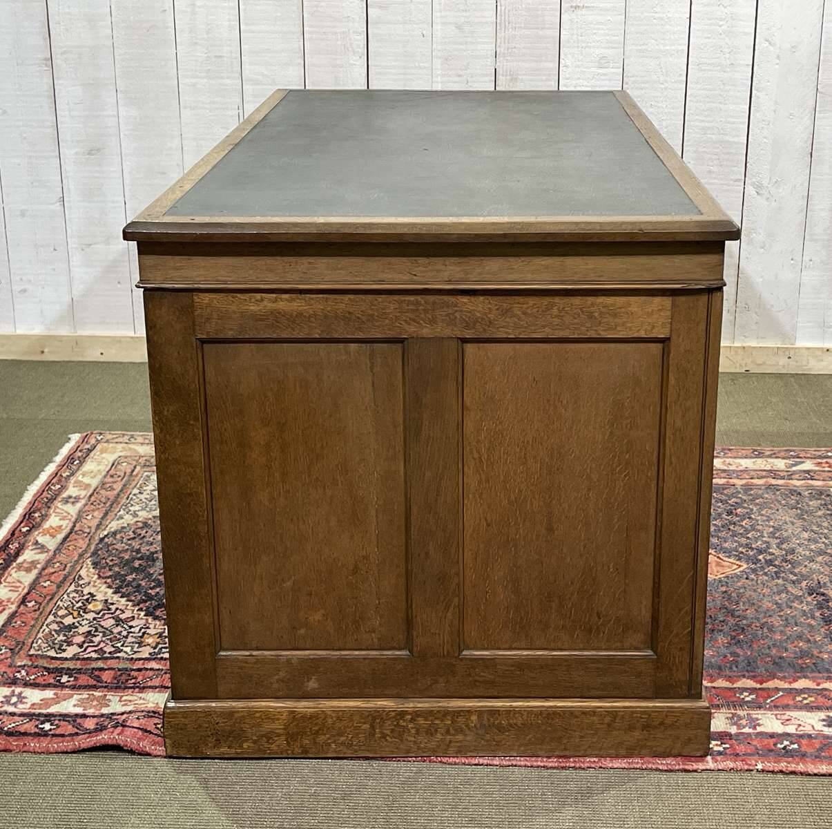 Early 20th century English flat desk in oak