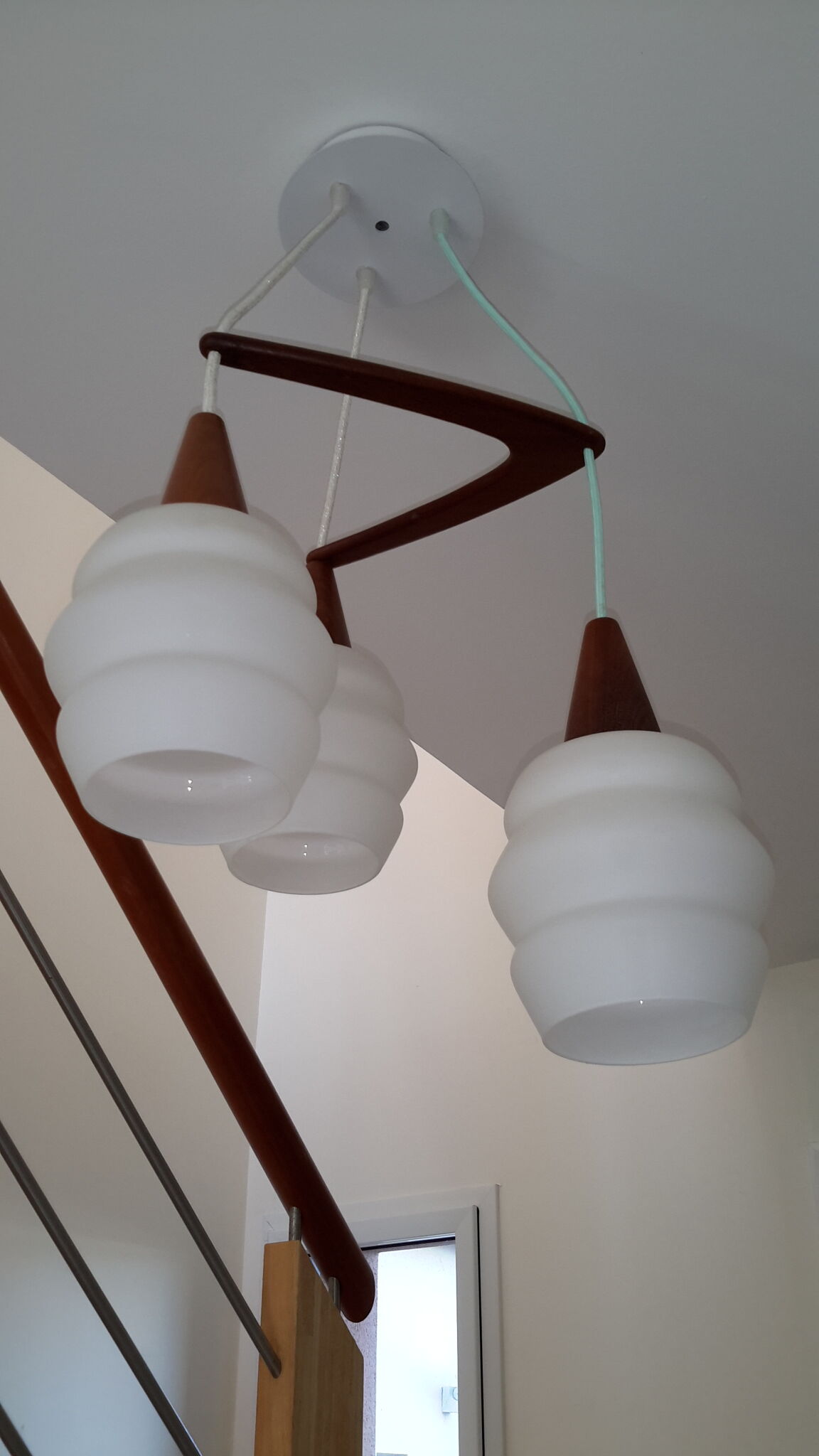 Suspension boomerang Philips design Louis Kalff années 60