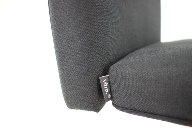 Ensemble de quatre fauteuils design Antonio Citterio et Glen Oliver Löw, années 1990.