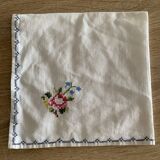 Lot 3 serviettes vintages motifs fleurs