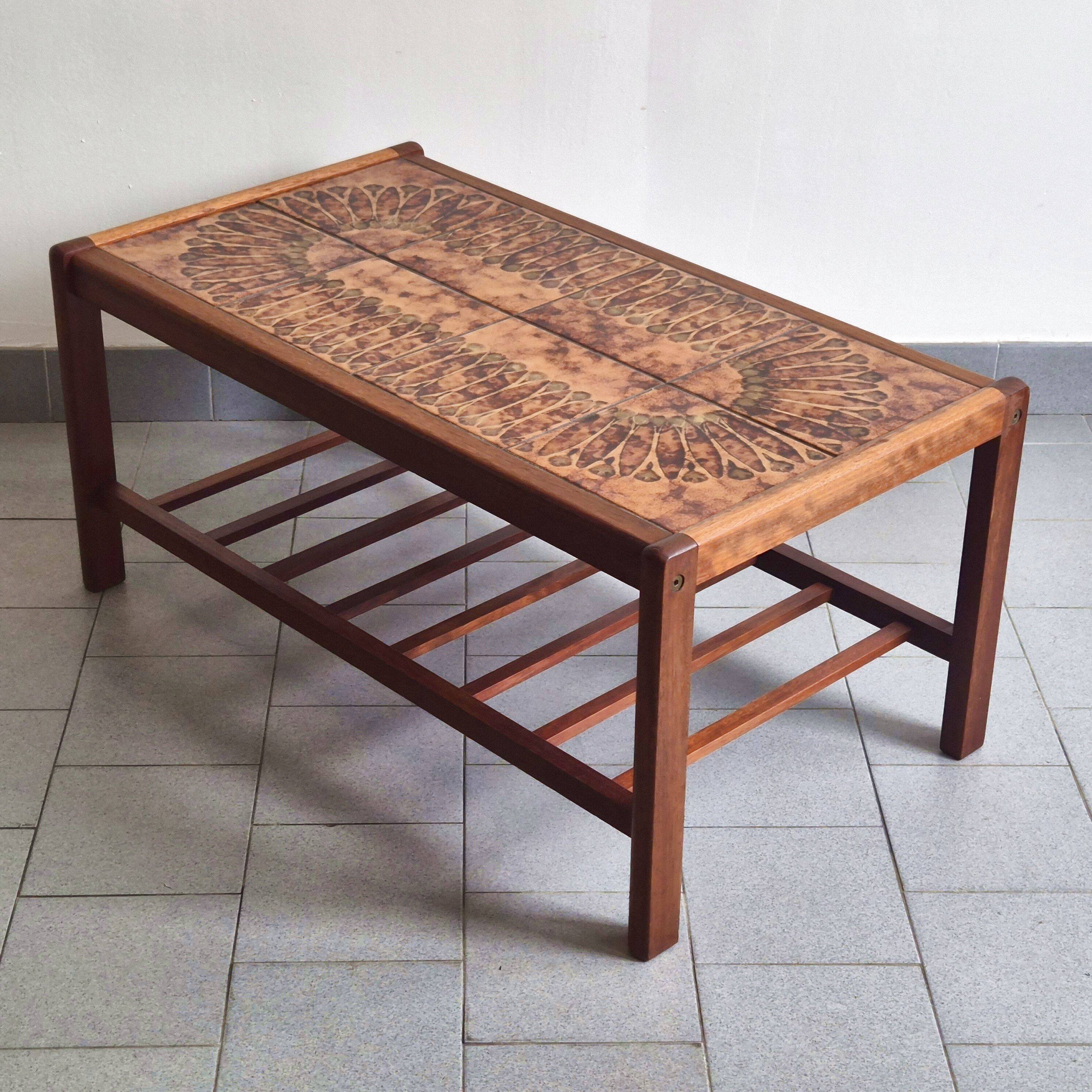 Vintage 1960s Scandinavian coffee table