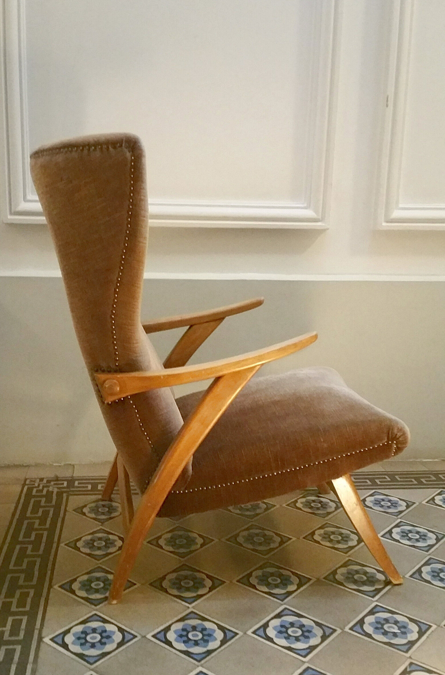 Chair high Scandinavian wing flesh velvet Brown