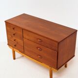 Harald Nielsen dresser in teck