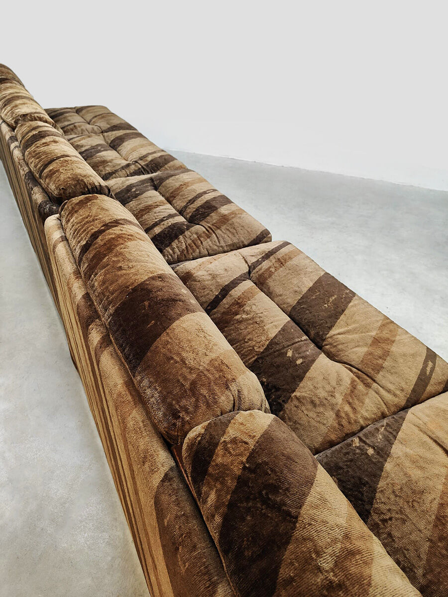 Italian vintage design P10 Proposals sofa Giovanni Offredi Saporiti