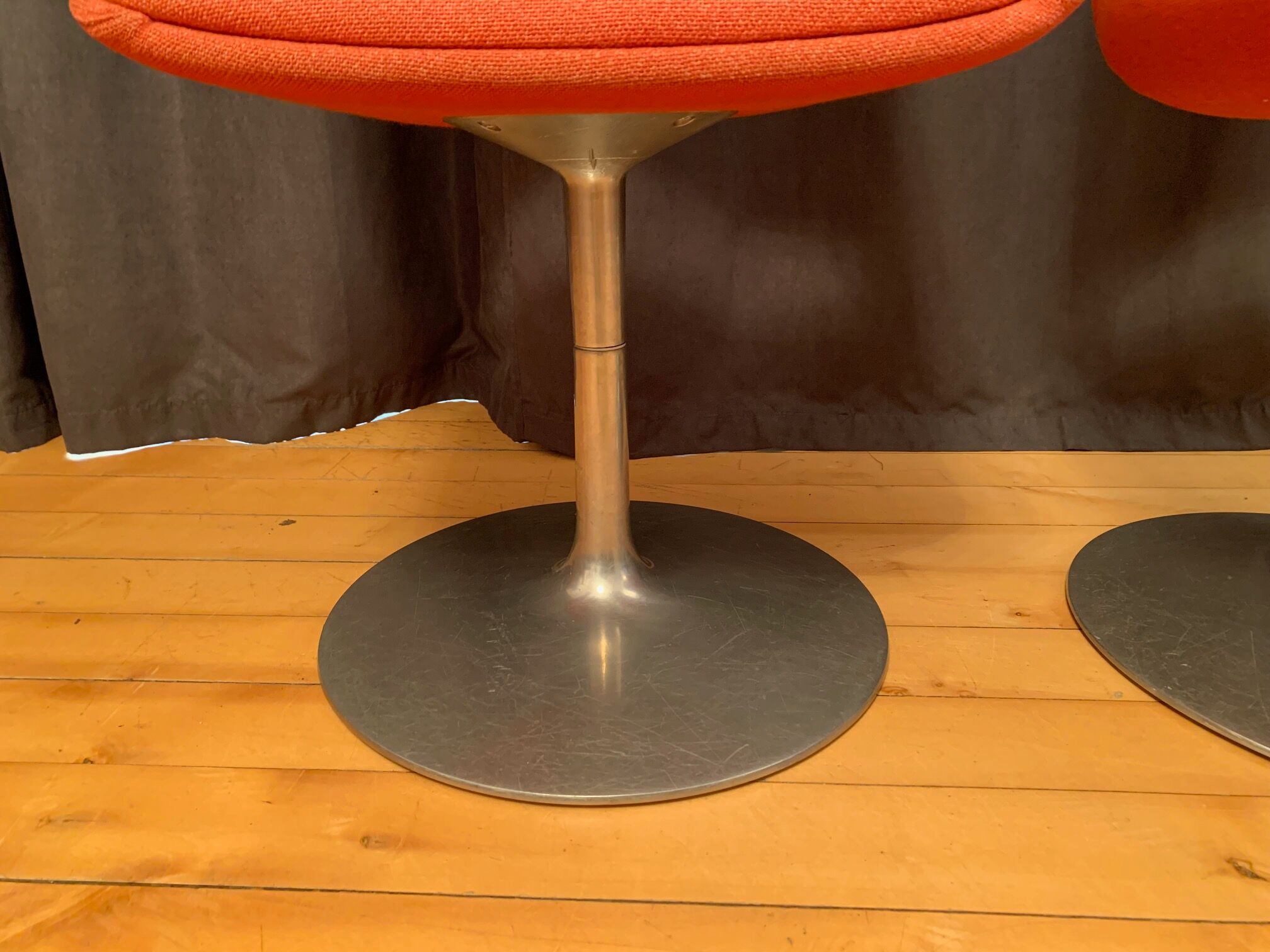 Pair of "Polaris" swivel chairs, exclusive, by Eero Aarnio, Asko Export, Finland, 1970s.