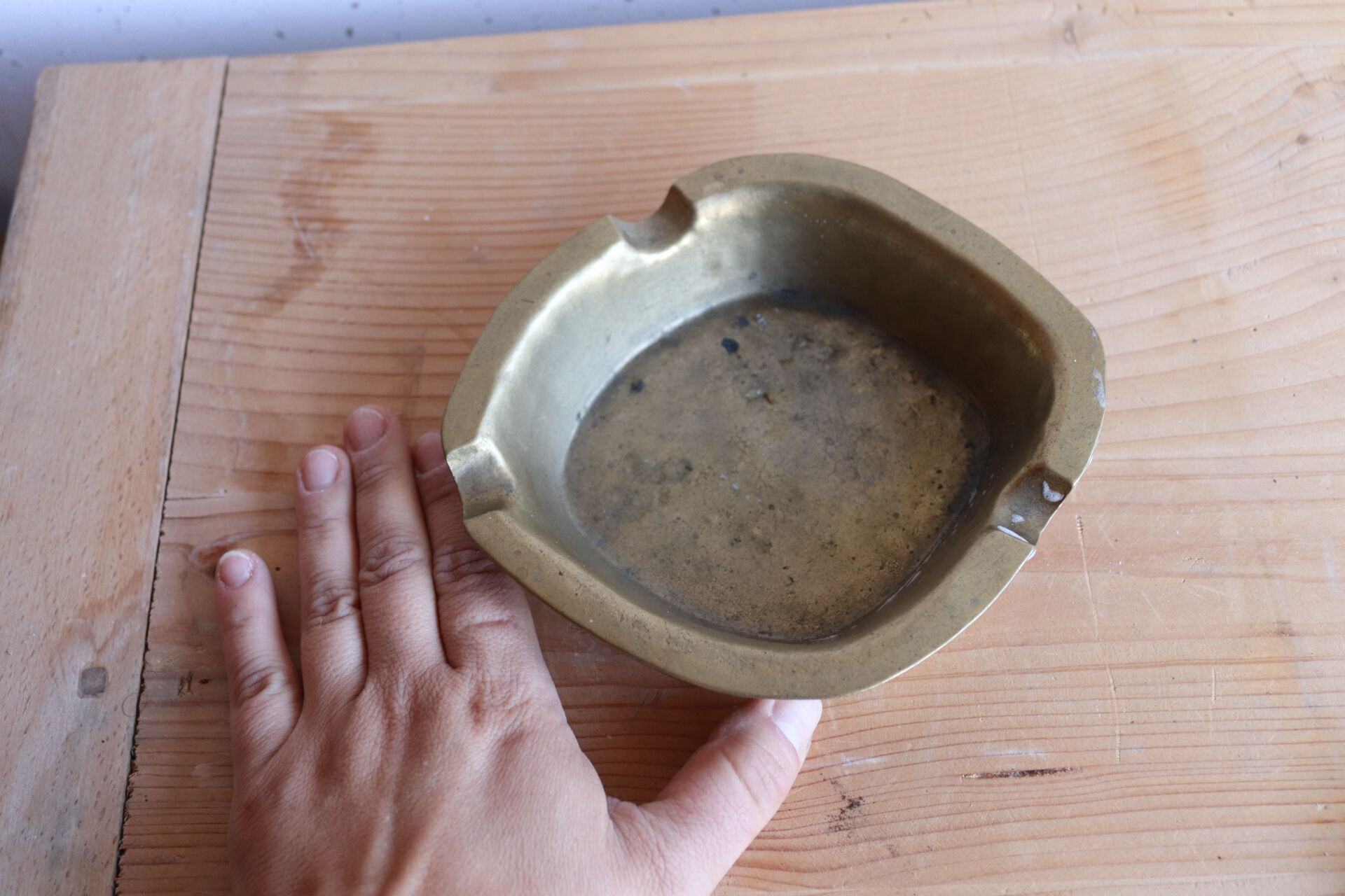 Vintage ashtray in solid brass