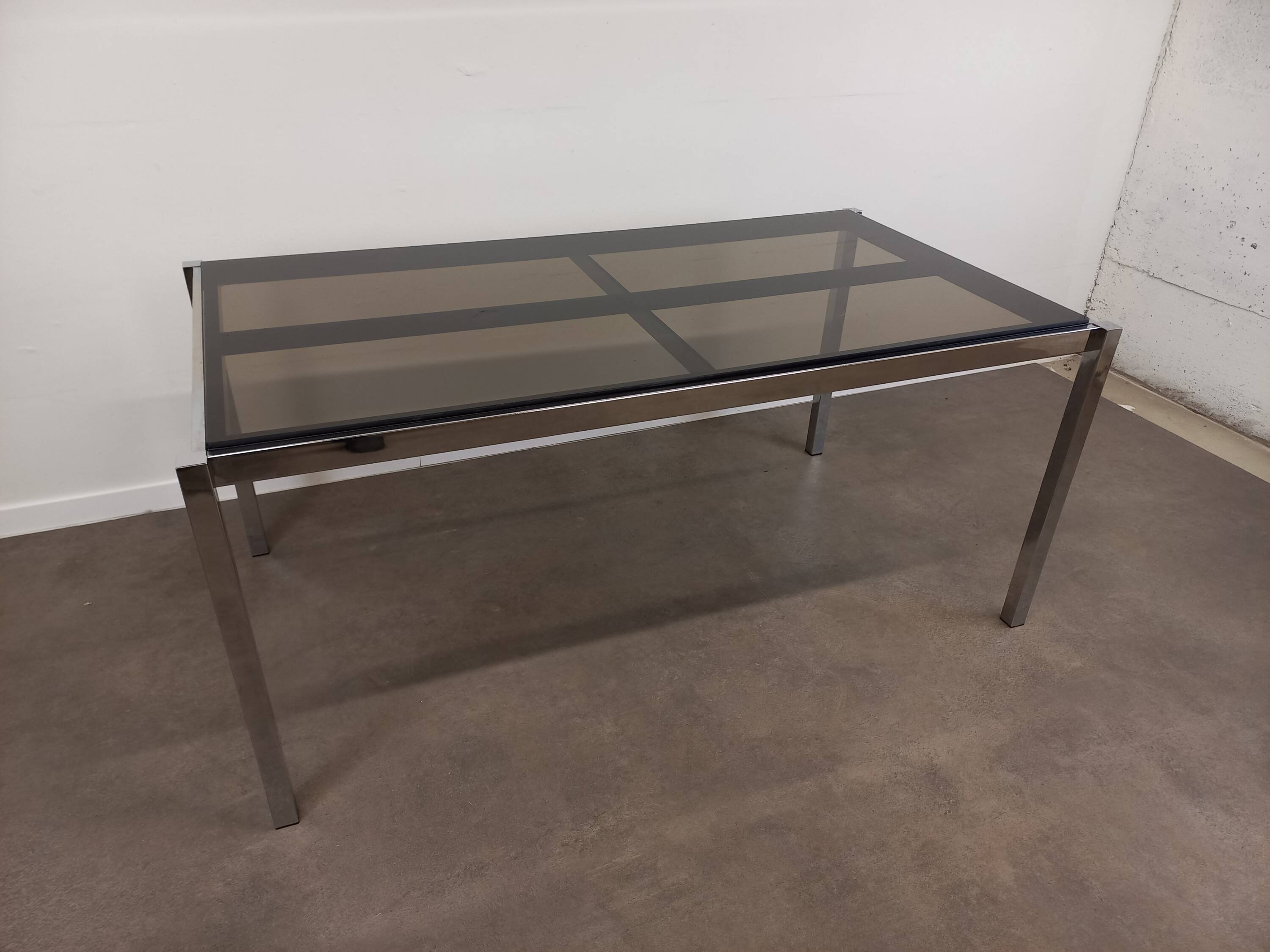 Table à manger verre et métal chromé 168 cm