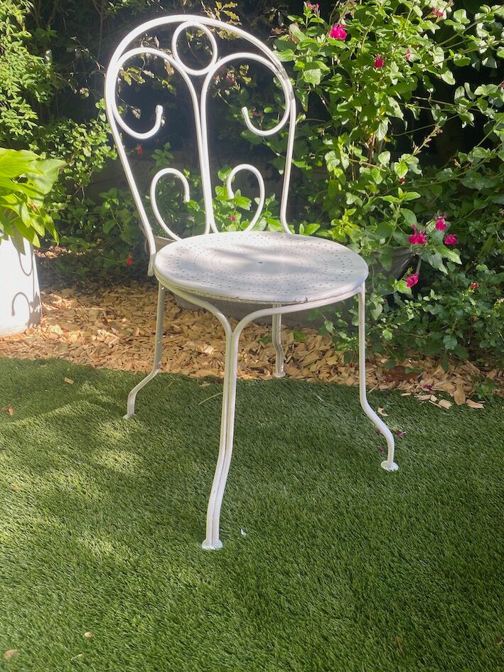Chaises en fer forgé 1950