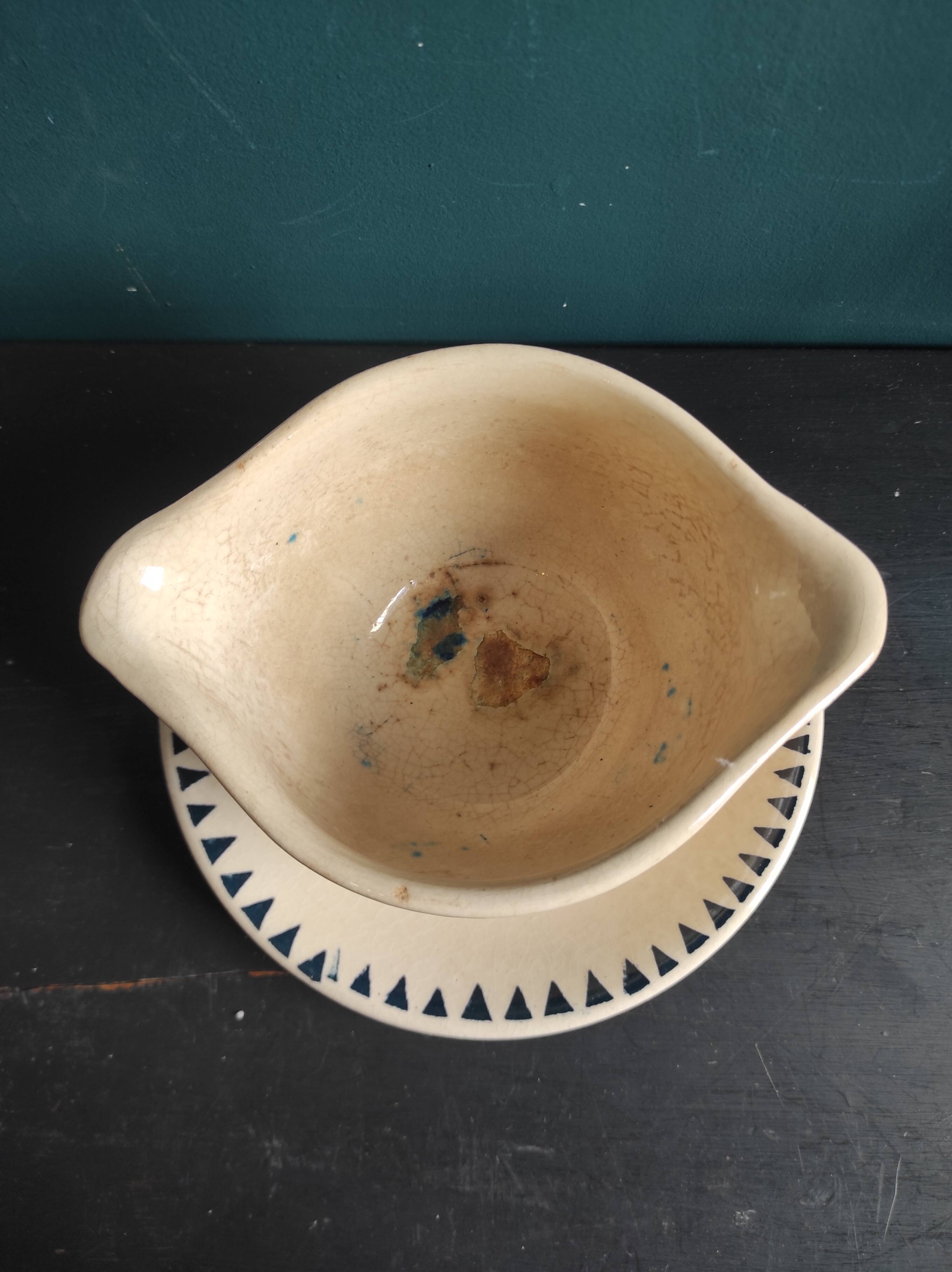 French vintage set of 4 plates, sauce boat and platter, from Longchamps, Cannes model