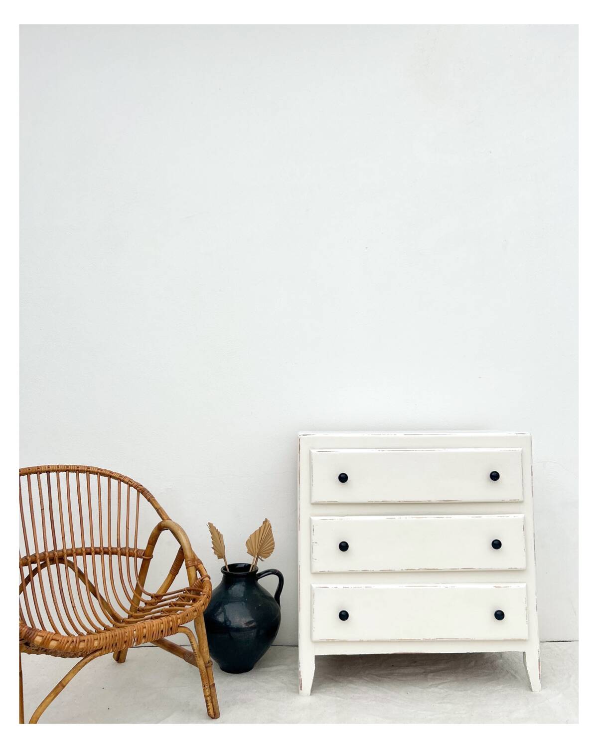 Vintage chest of drawers