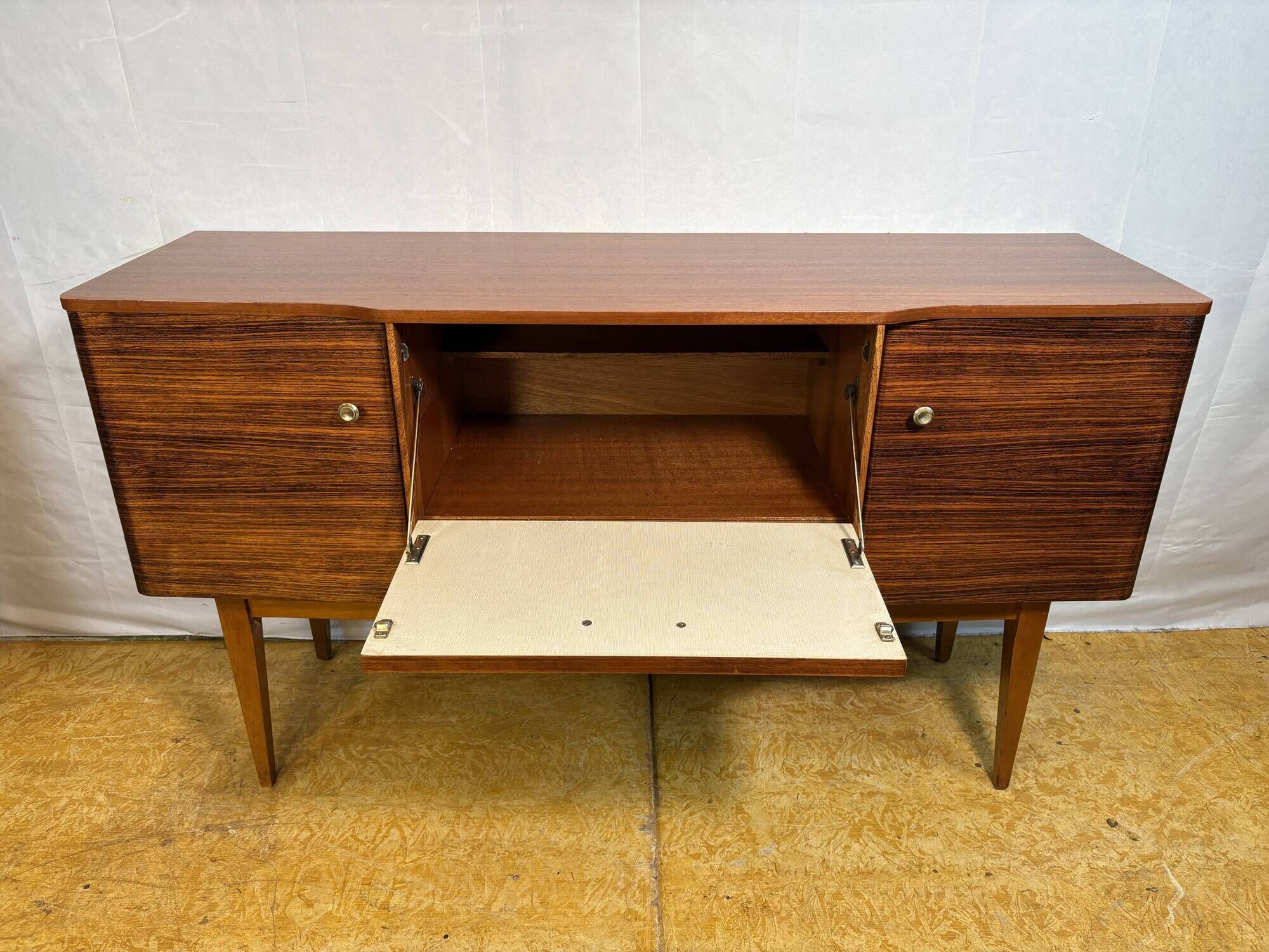 Mid-Century Retro Vintage Teak Sideboard by Stonehill Early 1960s  With Bar