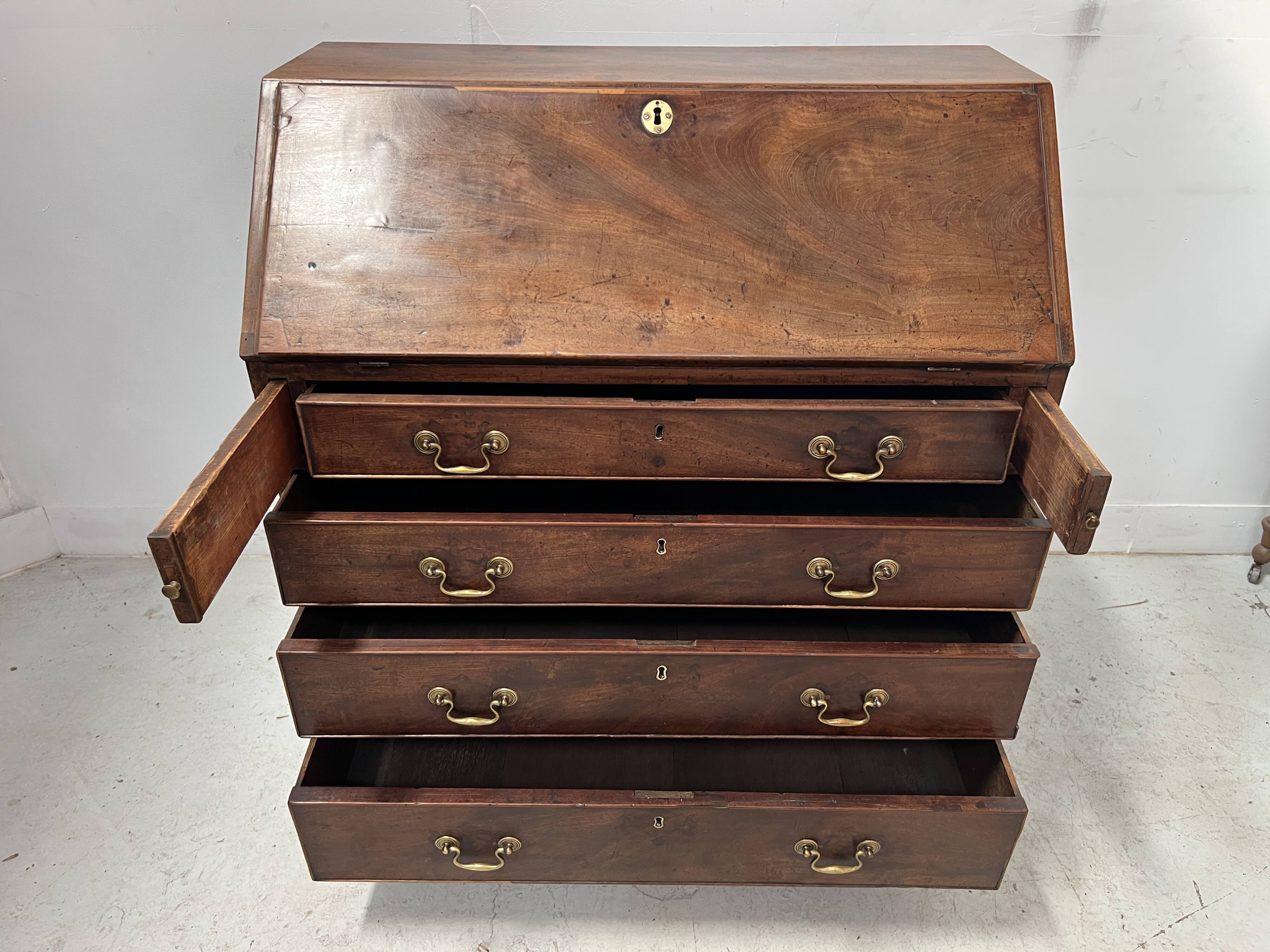 English style mahogany and veneer 19th century slope desk