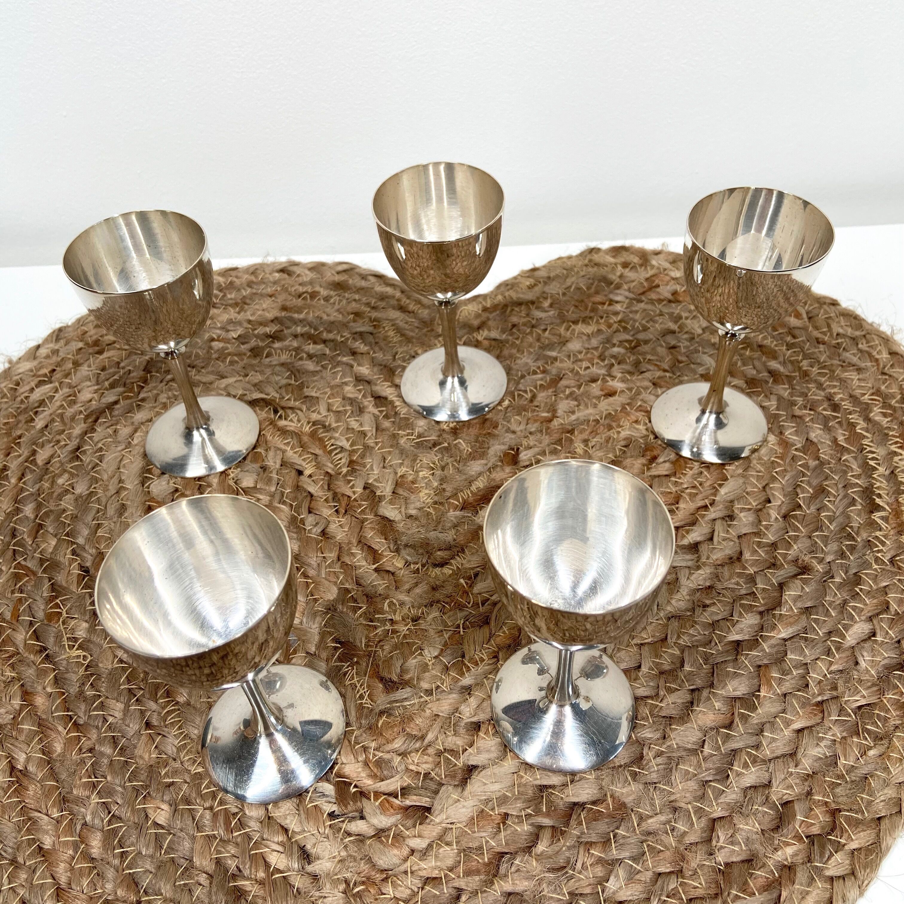Ensemble de 5 coquetiers en métal argenté