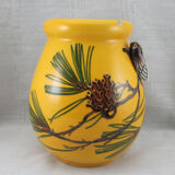 yellow vase