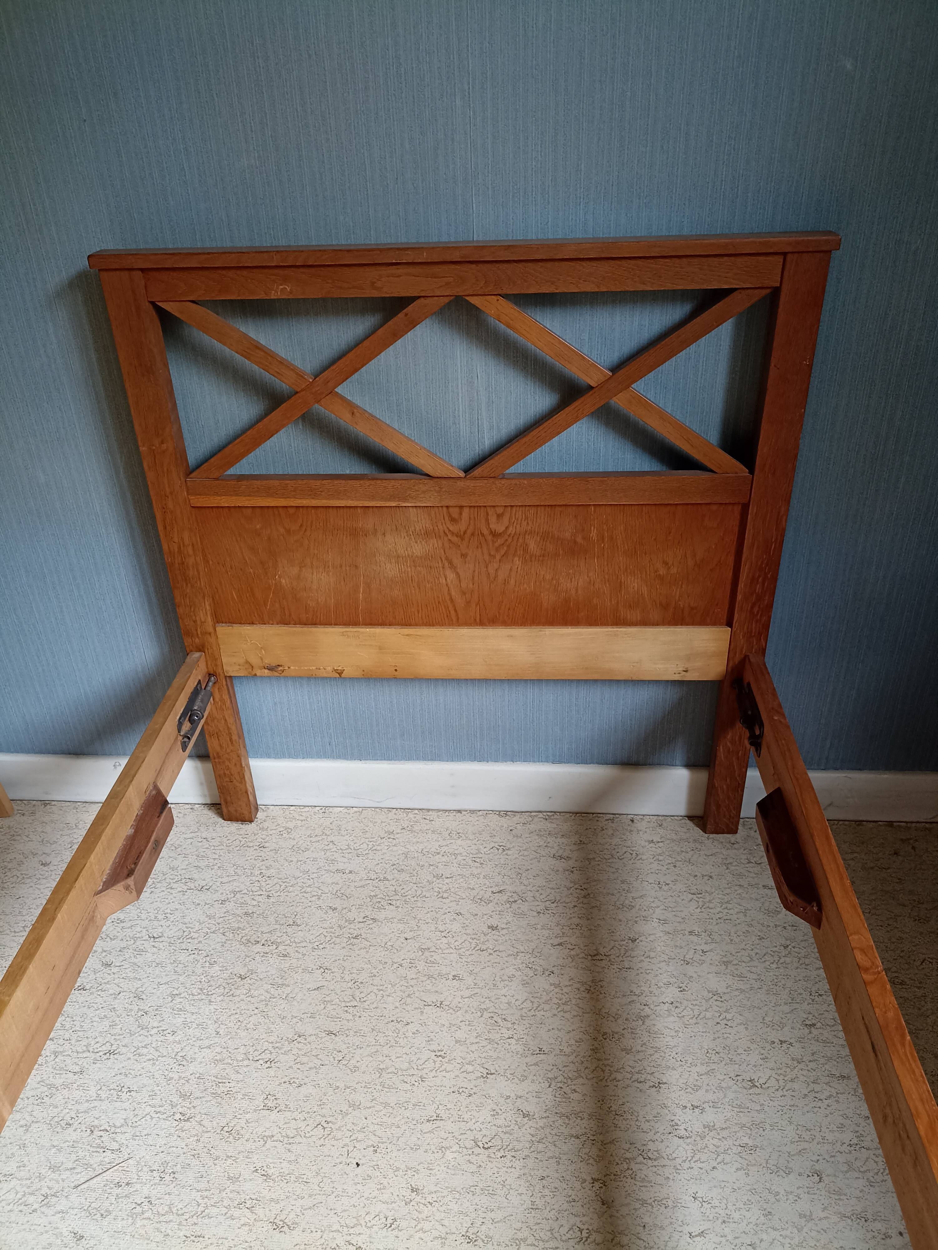 Vintage bed year 60 a place in light solid wood