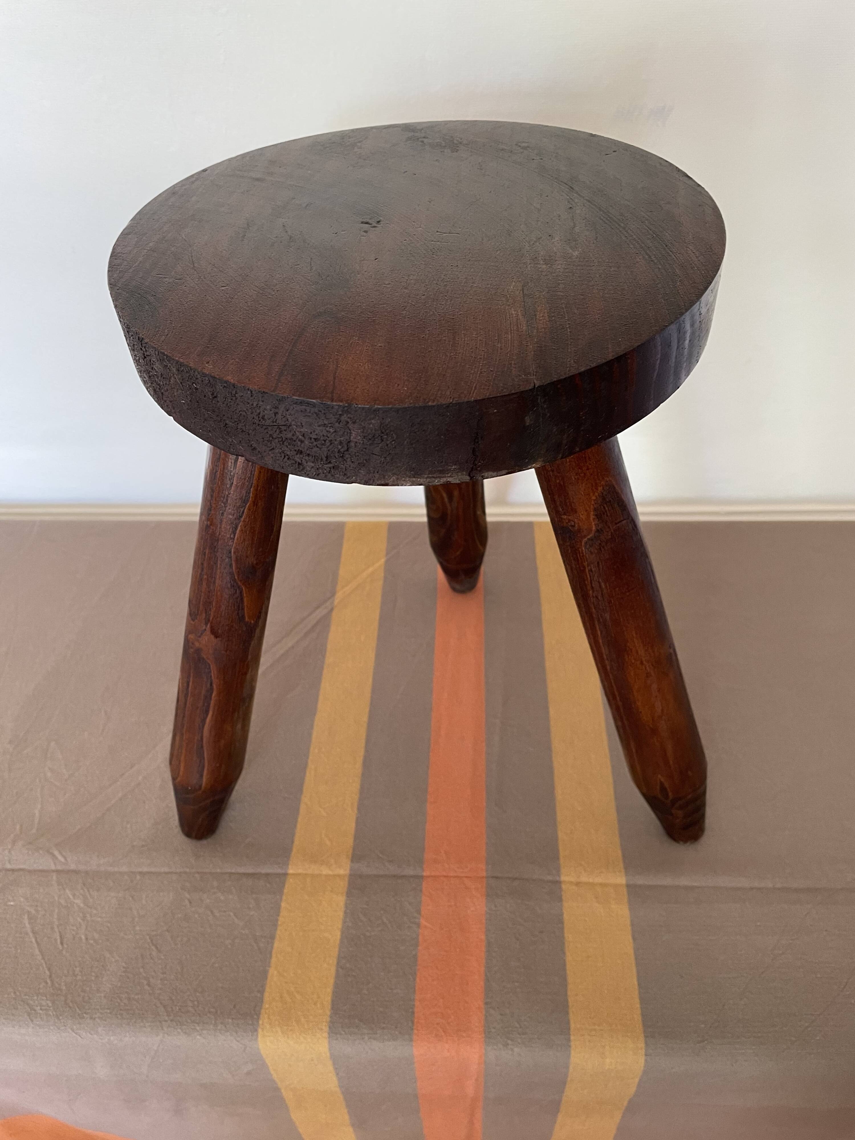 Tripod stool
