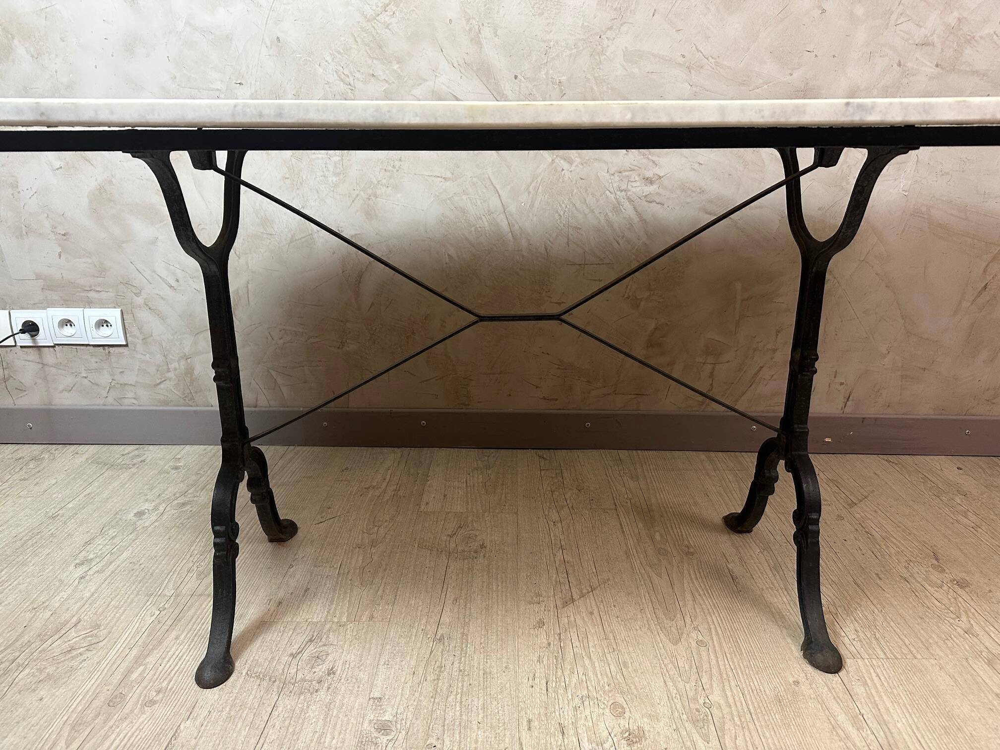 Marble bistro table