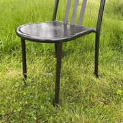 Chaise noire de Robert Mallet Stevens édition Putman années 80