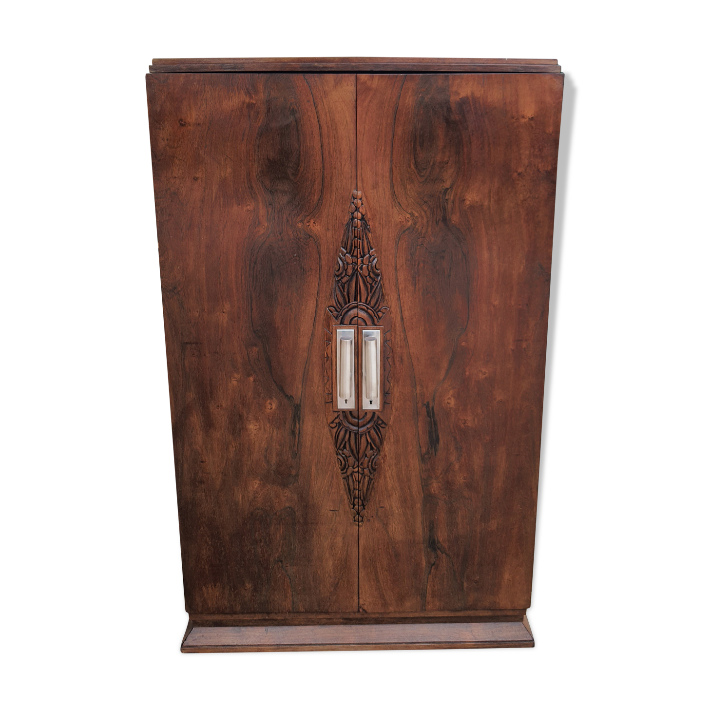 Armoire style art deco