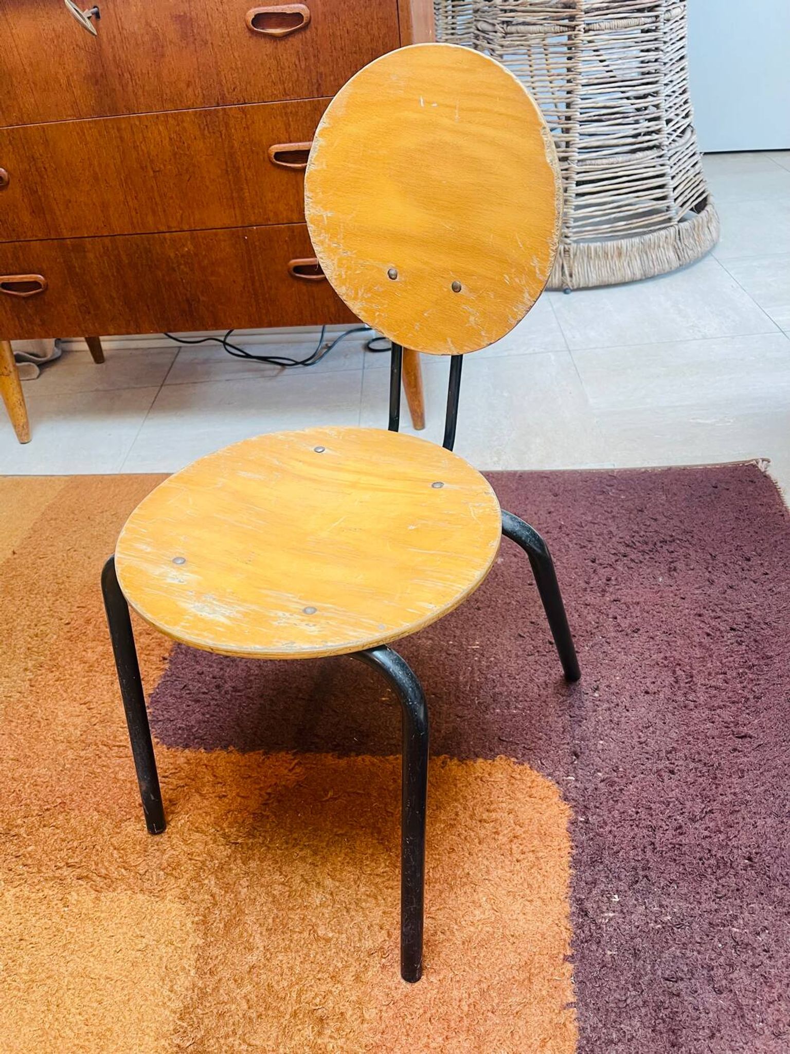 Chaise d’enfant vintage – design moderniste, 1960