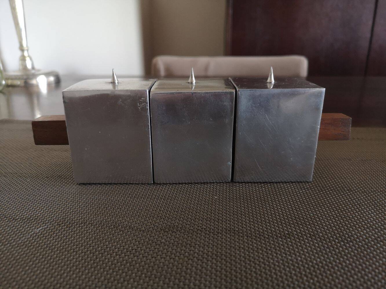 Set of three design candlesticks in brushed steel - Vintage Habitat - 1970s/1980s