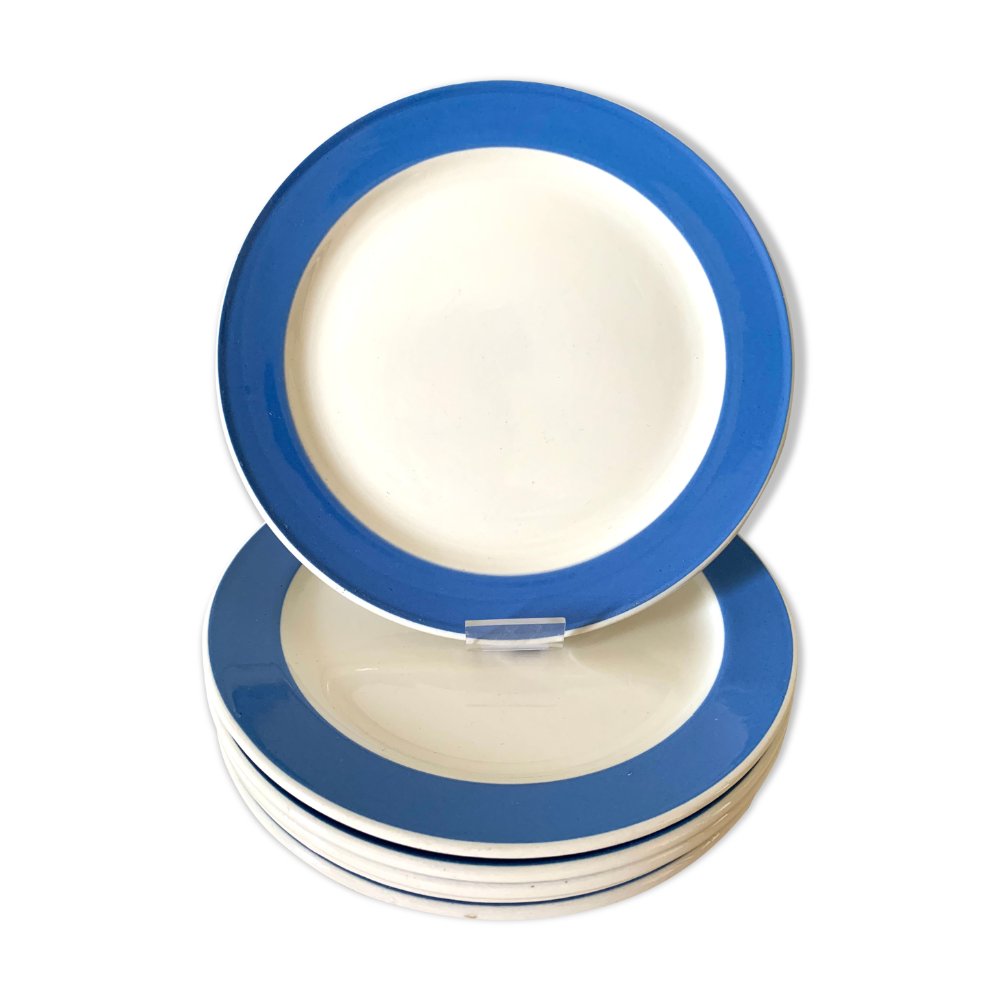 Blue plates