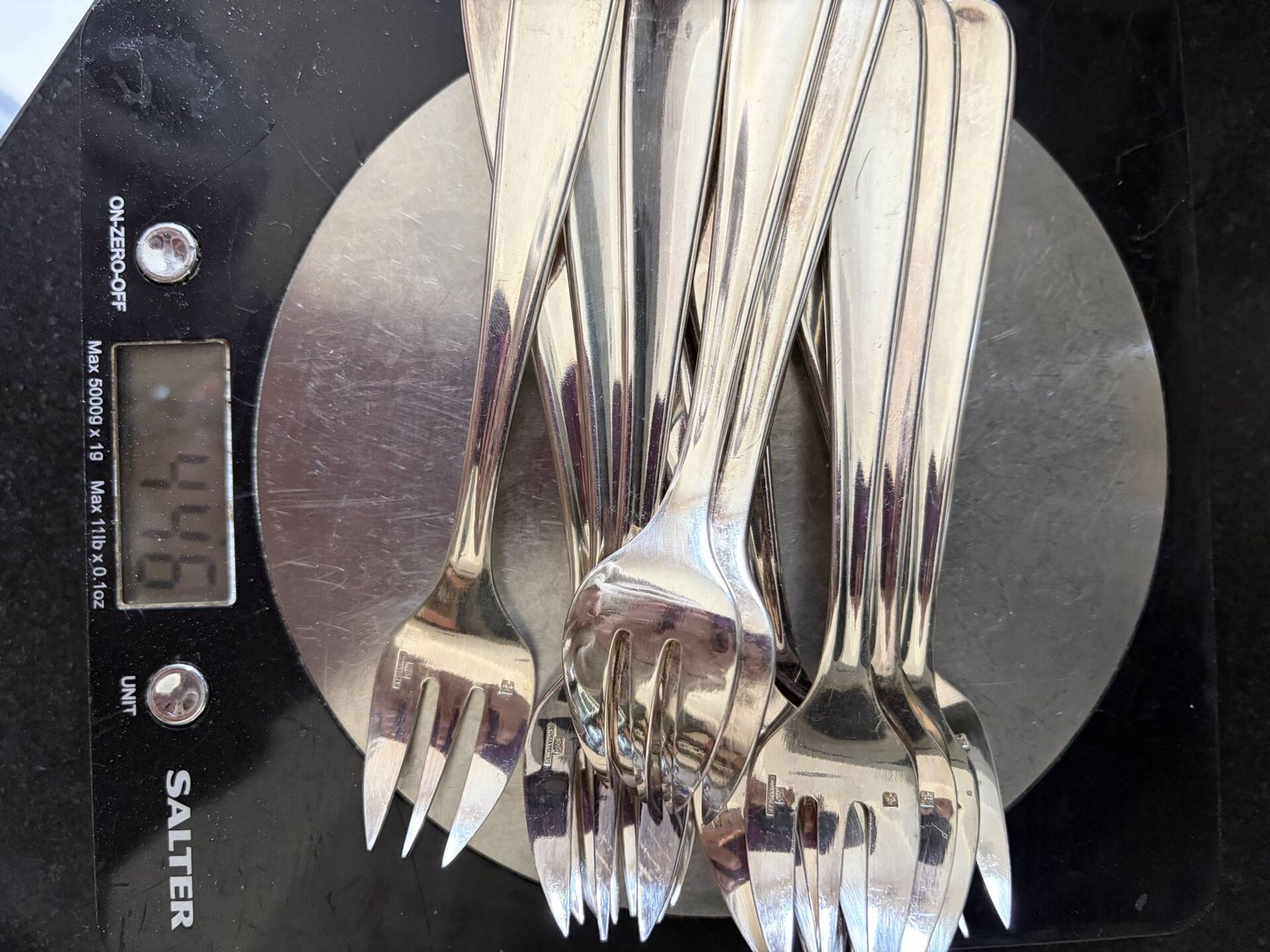 Box of 12 cake forks
