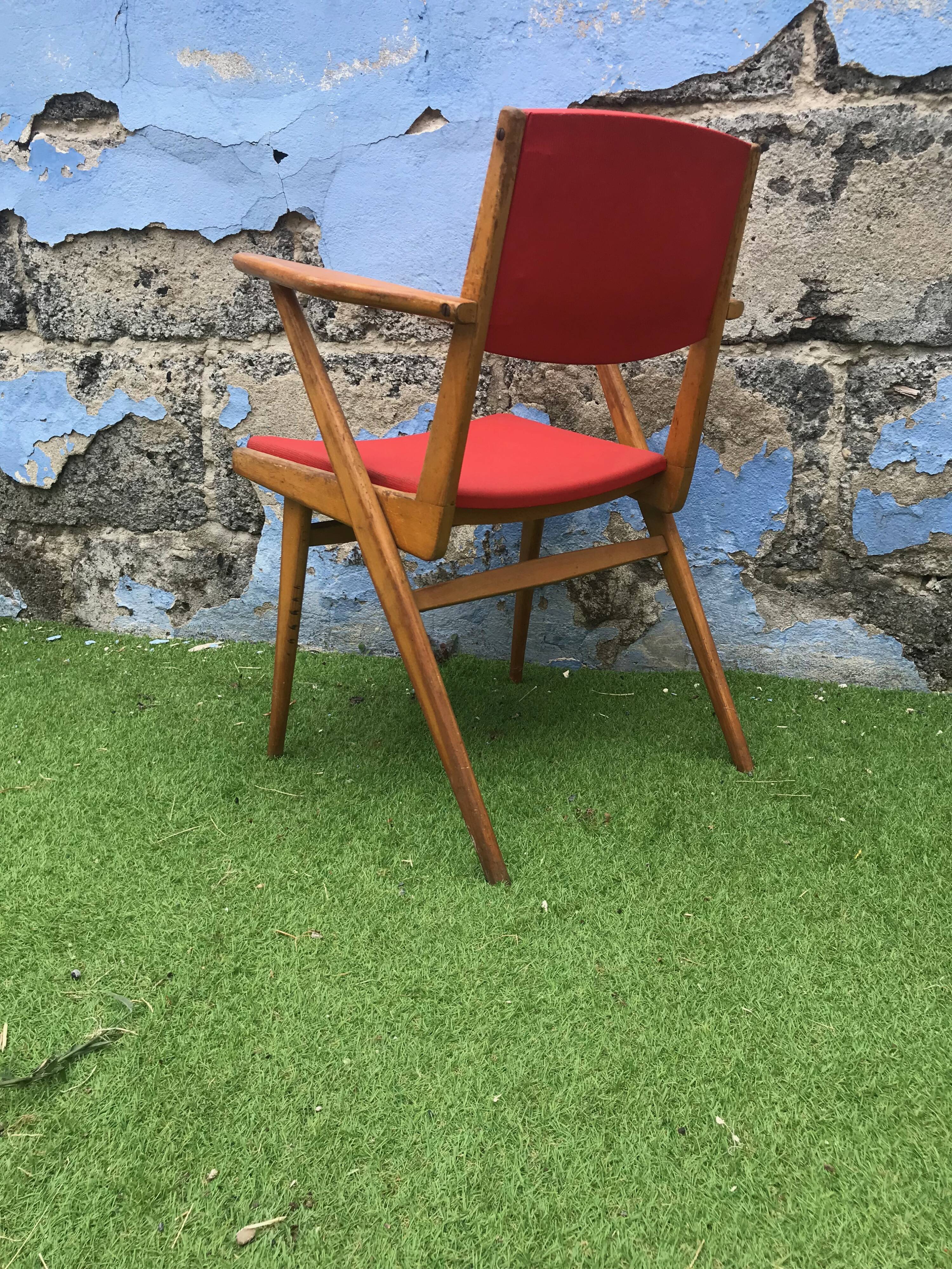 Armchair vintage bridge