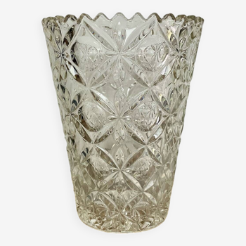 Vase en verre ciselé vintage