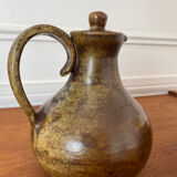 Stoneware teapot and cups