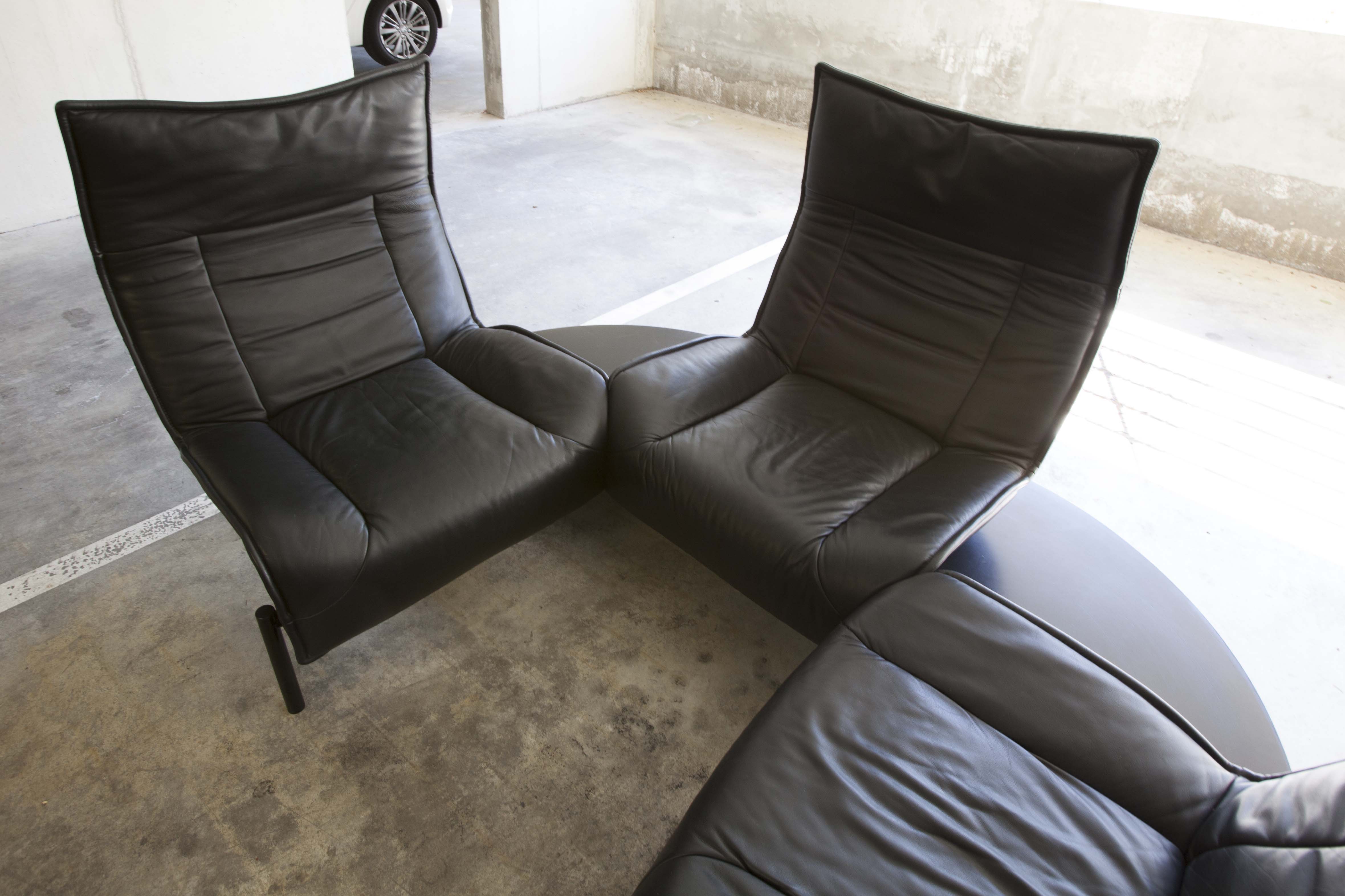 Leather sofa model "Veranda" Vico Magistretti for Cassina