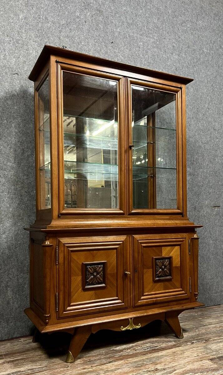 magnificent Art Deco period bookcase in light walnut circa 1930-1940