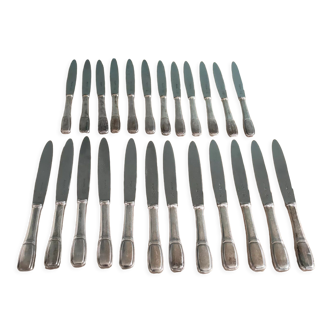 24 silver metal knives
