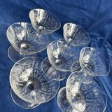 7 coups à champagne en cristal gravé  Baccarat