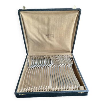 12 Christofle table forks and 12 spoons