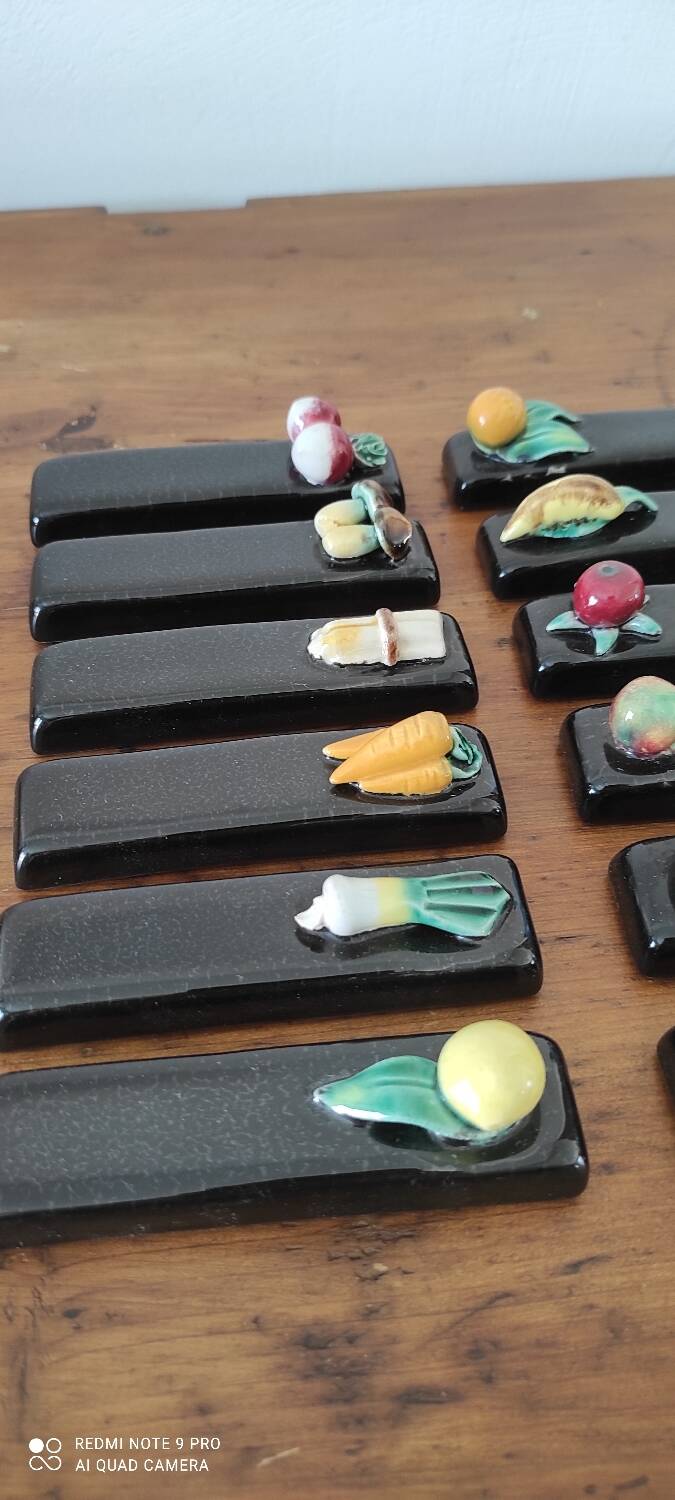 Ceramic knife holder set