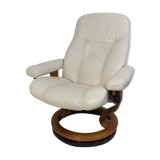 Stressless relaxation chair Consul (M) Classic in teak and ivory leather, Norway