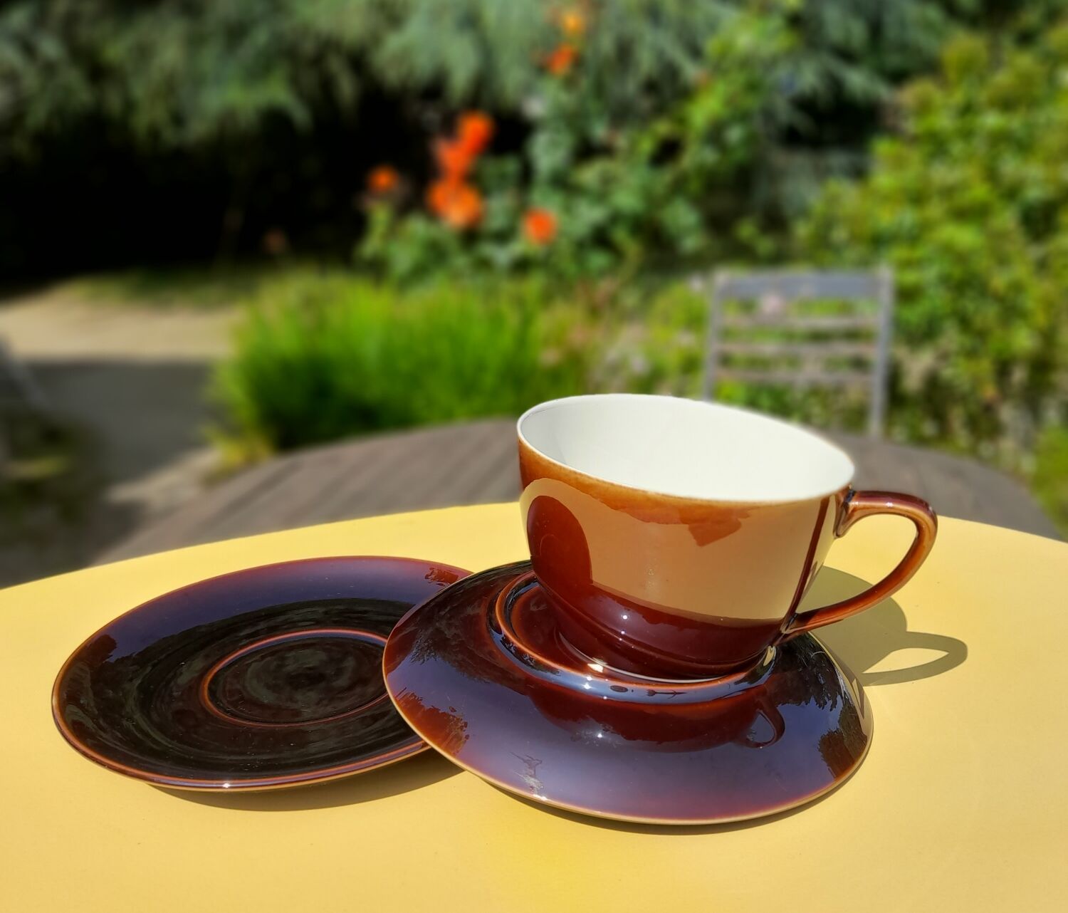 Breakfast cup and 2 subcups, Villeroy & Boch, Luxembourg model