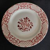 Flat plate in Digoin Sarreguemines iron earthenware with Versailles decor
