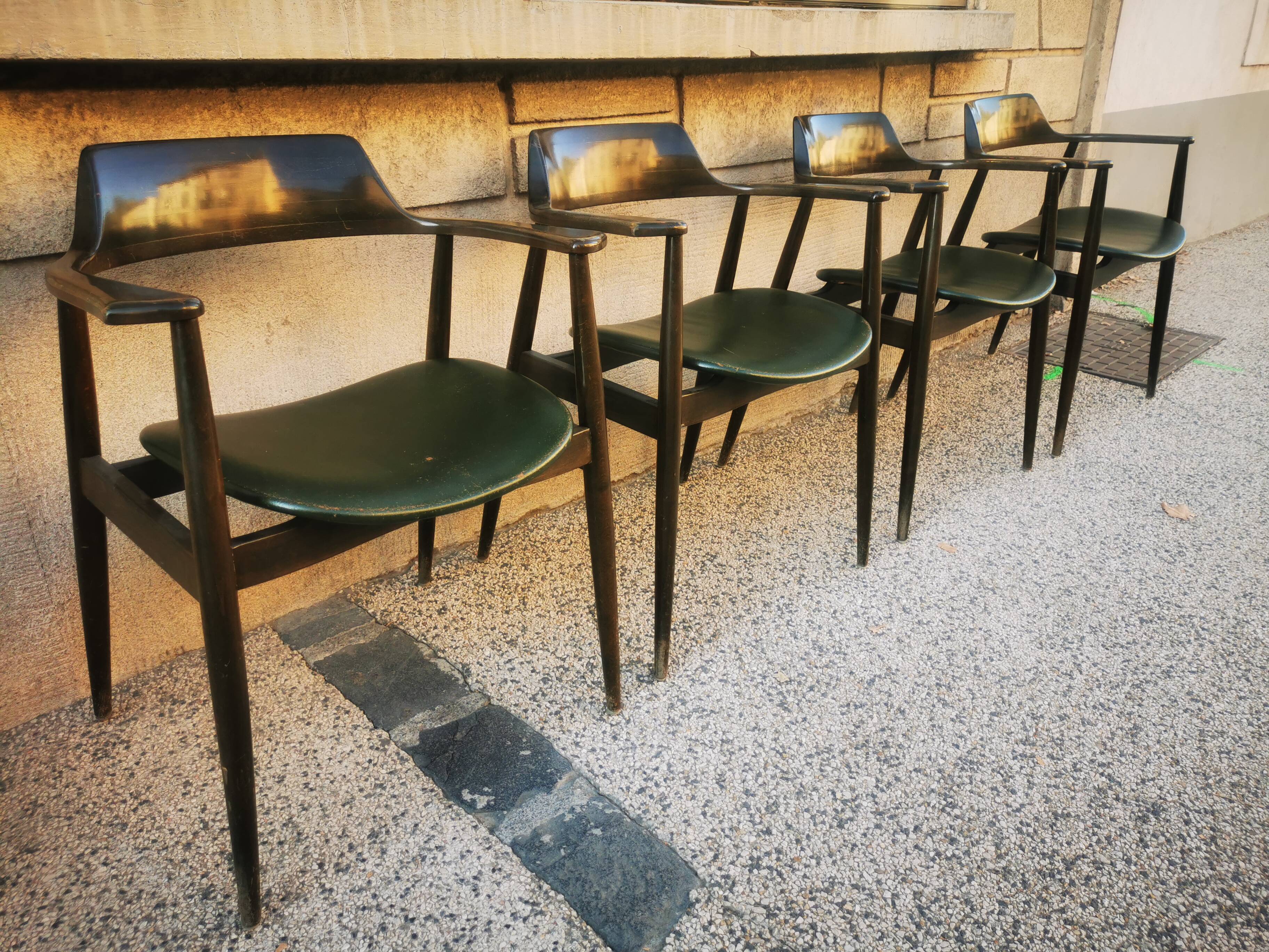 Suite of 4 design chairs by ag barcelona