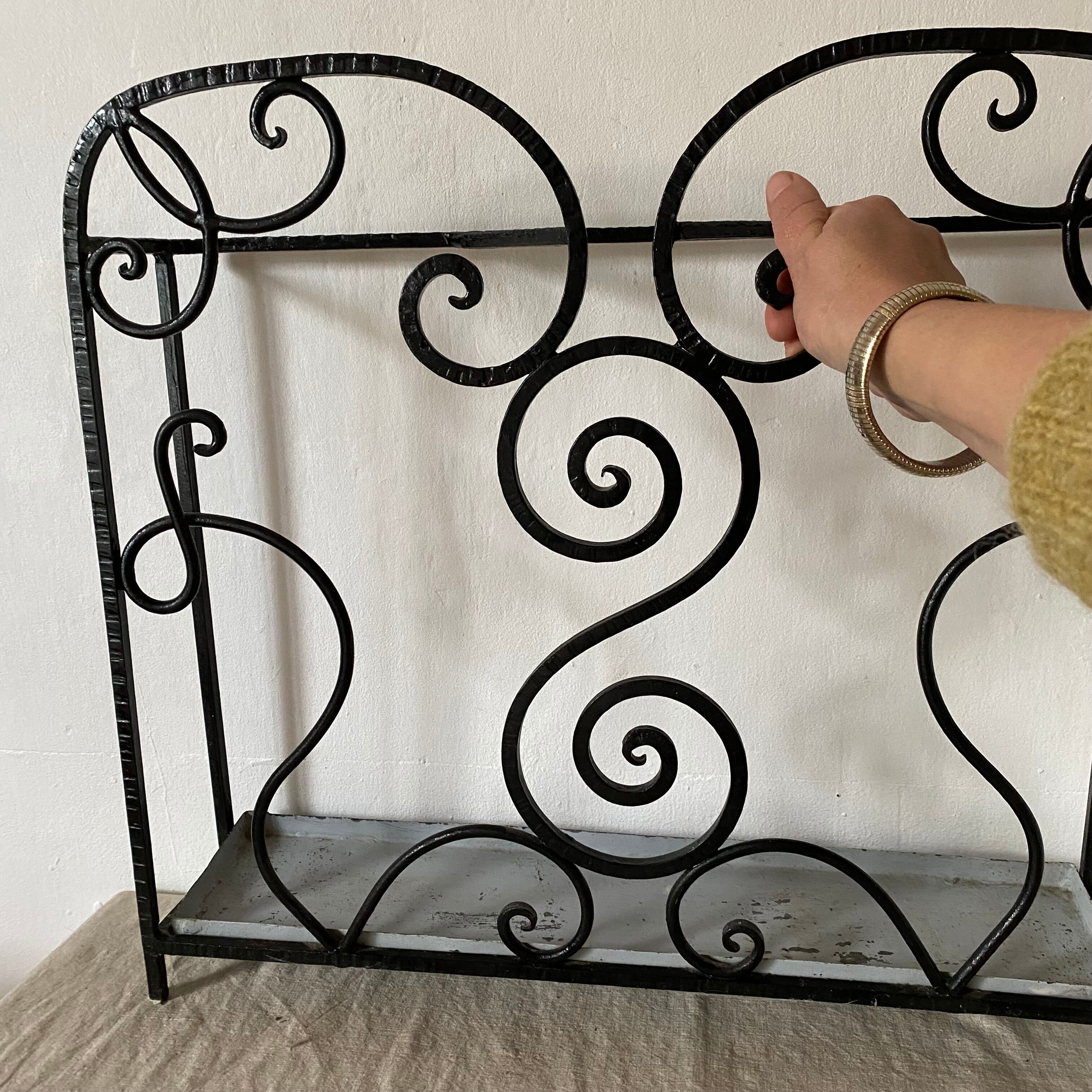 Porte parapluie en fer forgé