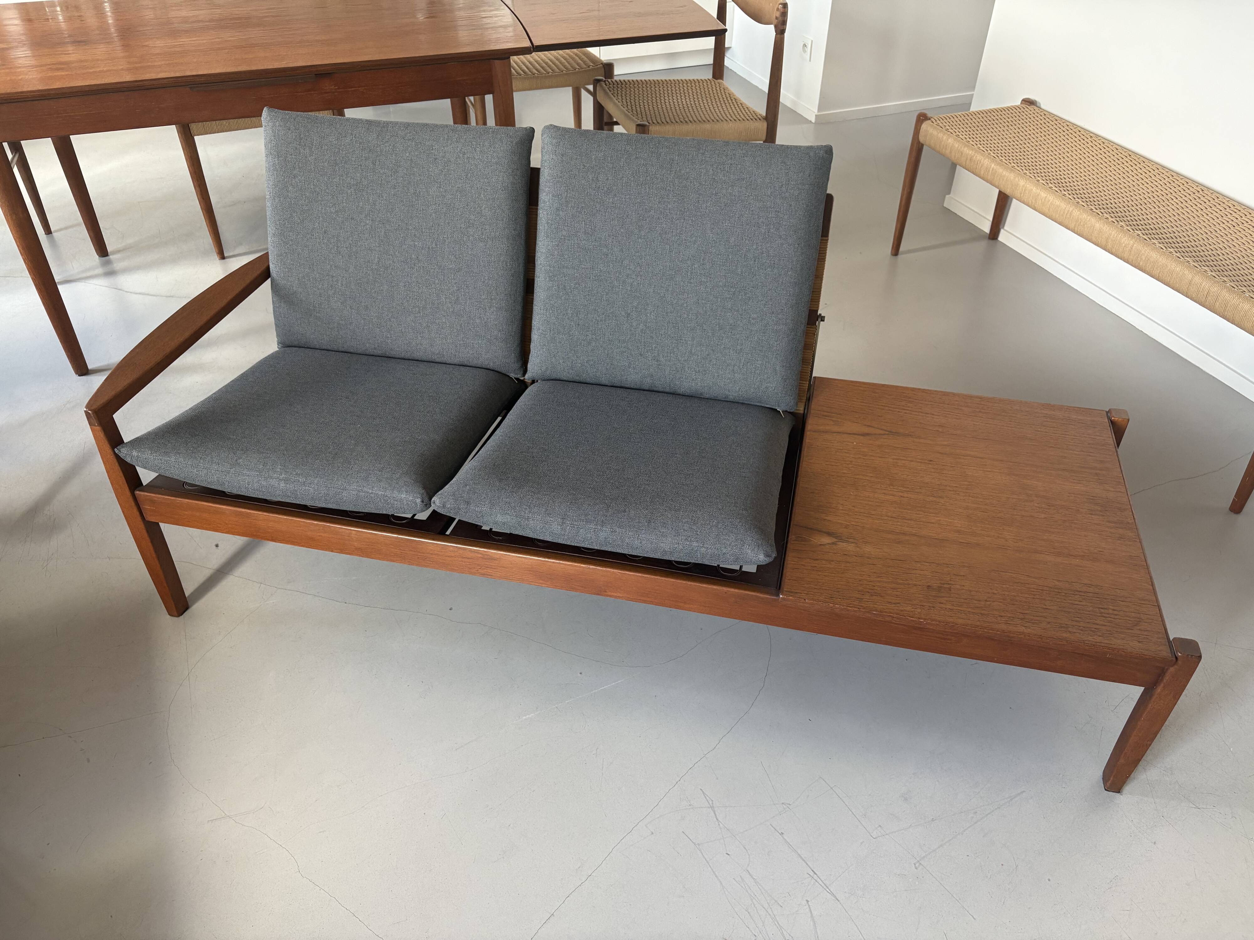 Hans Olsen 2-seater bench Juul Kristensen edition in teak and rattan