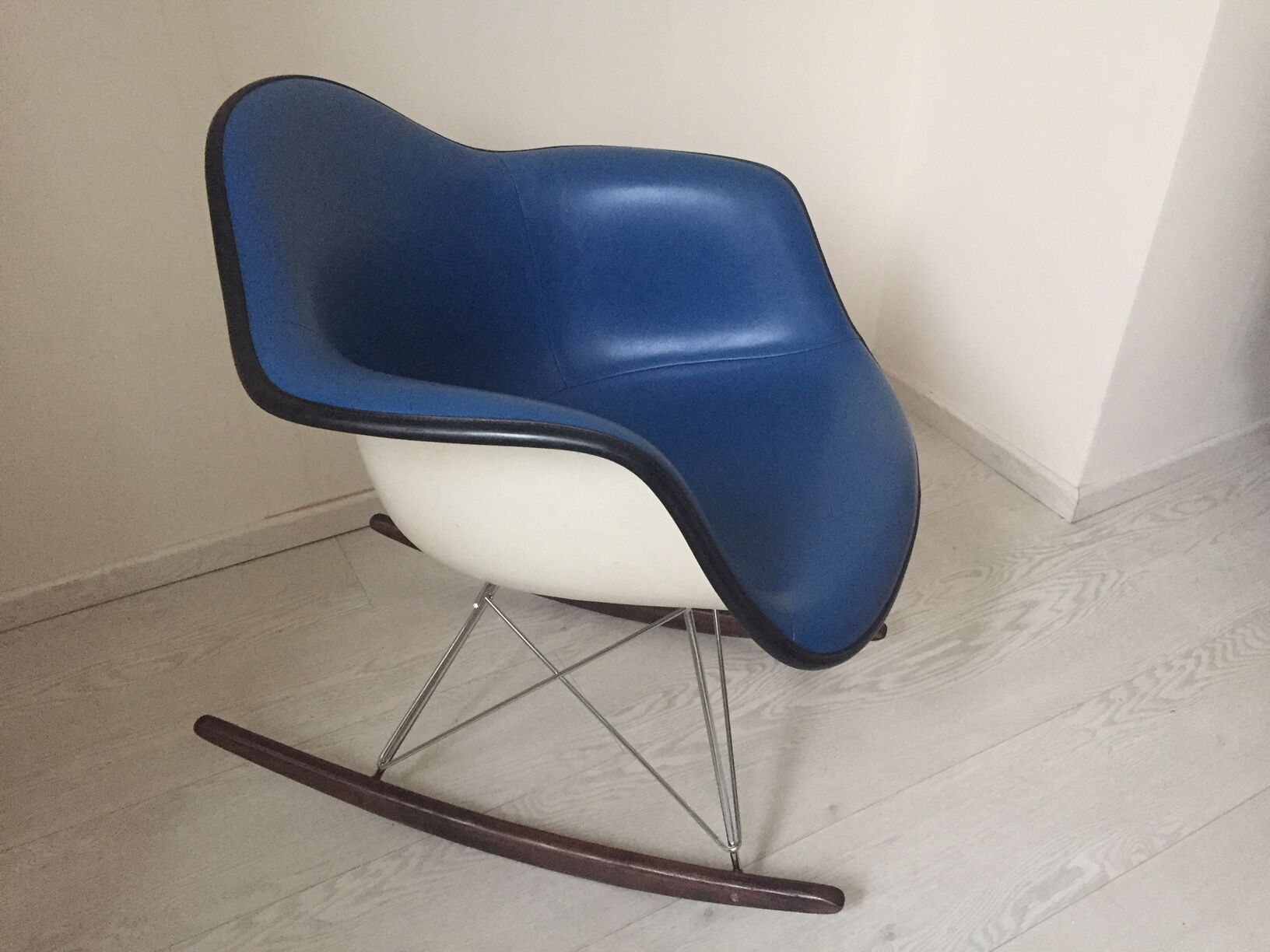 Rocking chair RAR by Charles et Ray Eames for Herman Miller 60s