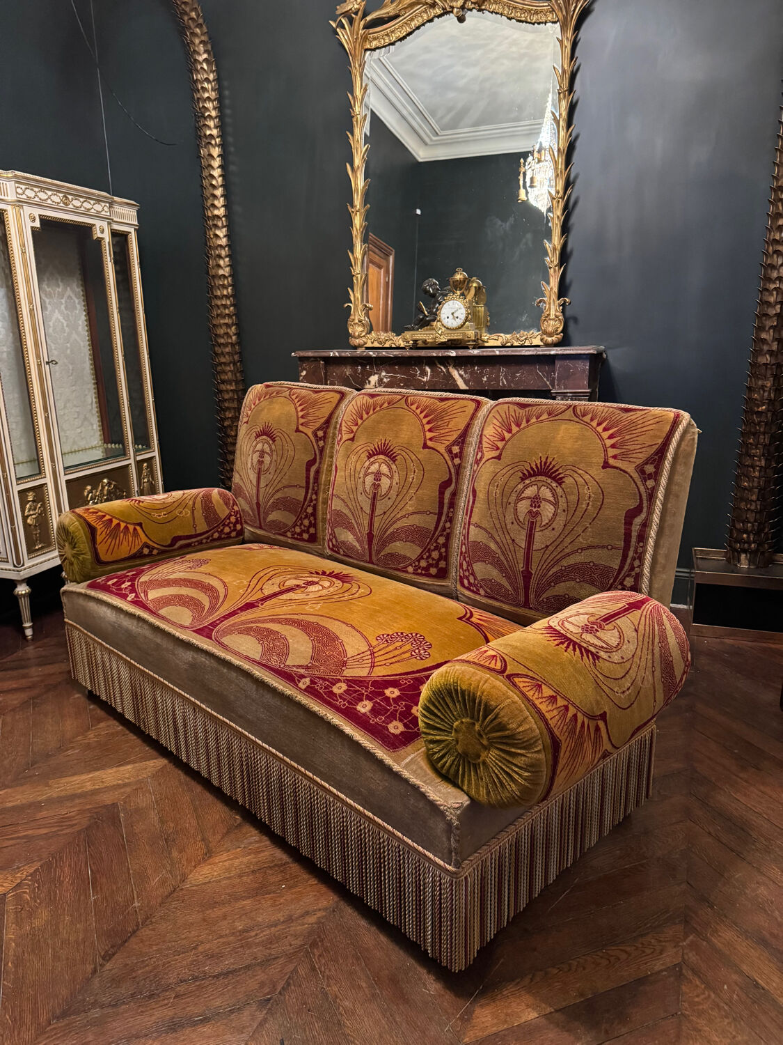 Canapé D’époque Art Nouveau garni de Son Tissu velours D’origine - XXe