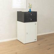 1980s chest of drawers with clear contrast design
